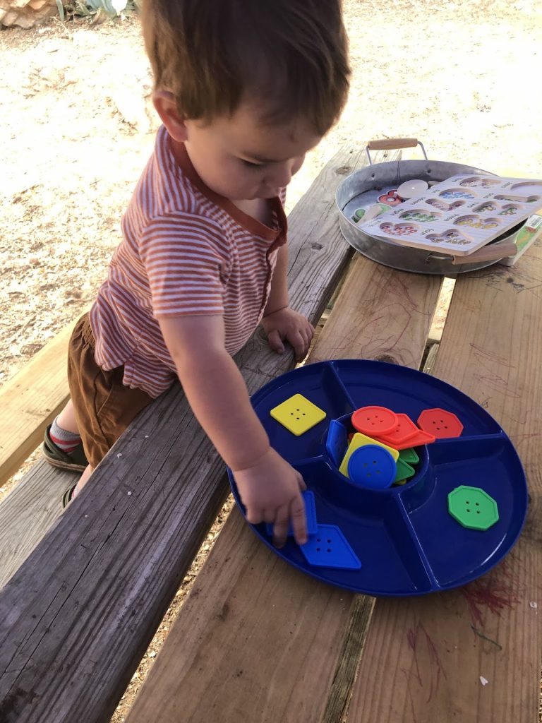 how to teach using a color sorting tot tray